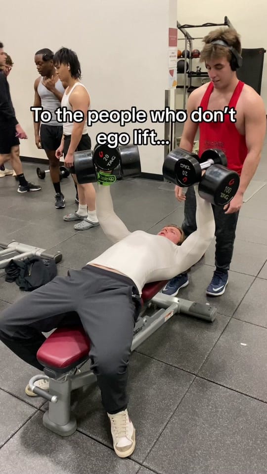 Post 3 by Tomaszmas.fit on TikTok (video)