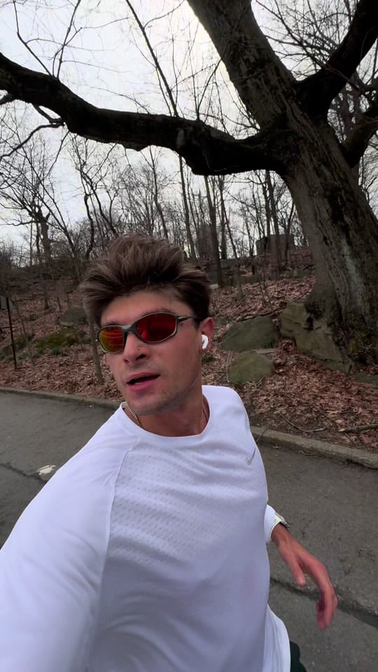 Post 1 by clink on TikTok (video)