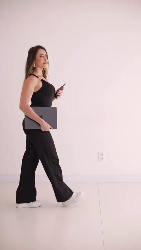 Post 2 by Mônia Zilch on TikTok (video)