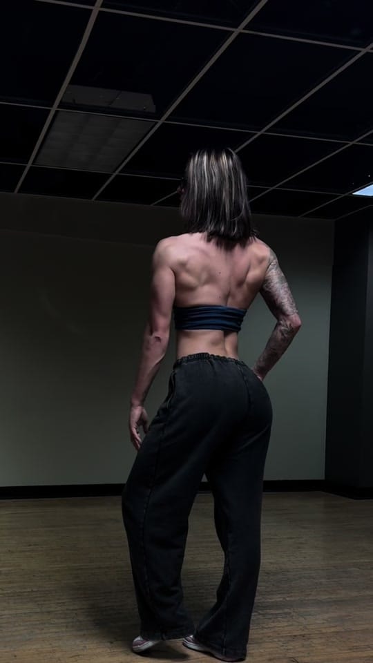 Post 6 by Ava on TikTok (video)