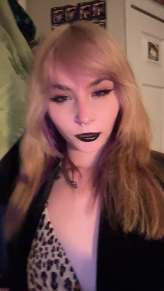 Post 5 by Cali🍃💨😉🤤 on TikTok (video)