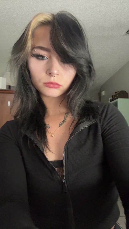 Post 8 by Cali🍃💨😉🤤 on TikTok (video)