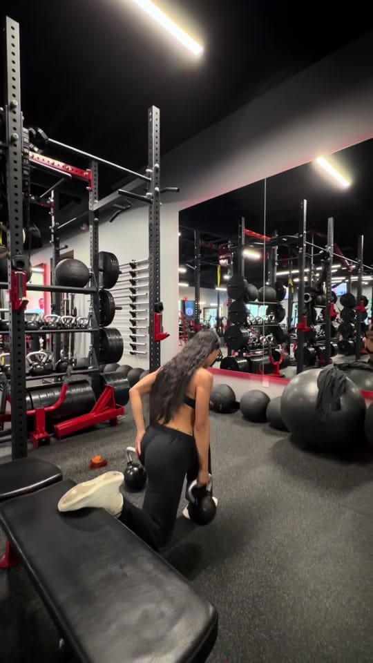 Post 1 by Lisa Marie on TikTok (video)