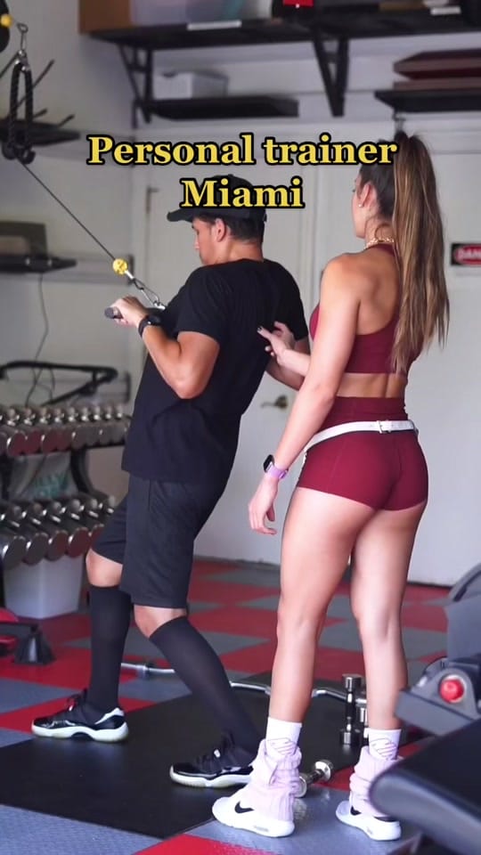 Post 9 by Valkiria Caetano on TikTok (video)