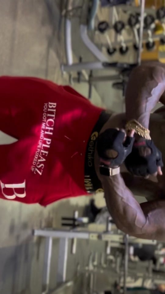 Post 2 by MR I KNOOOOWWIIT on TikTok (video)