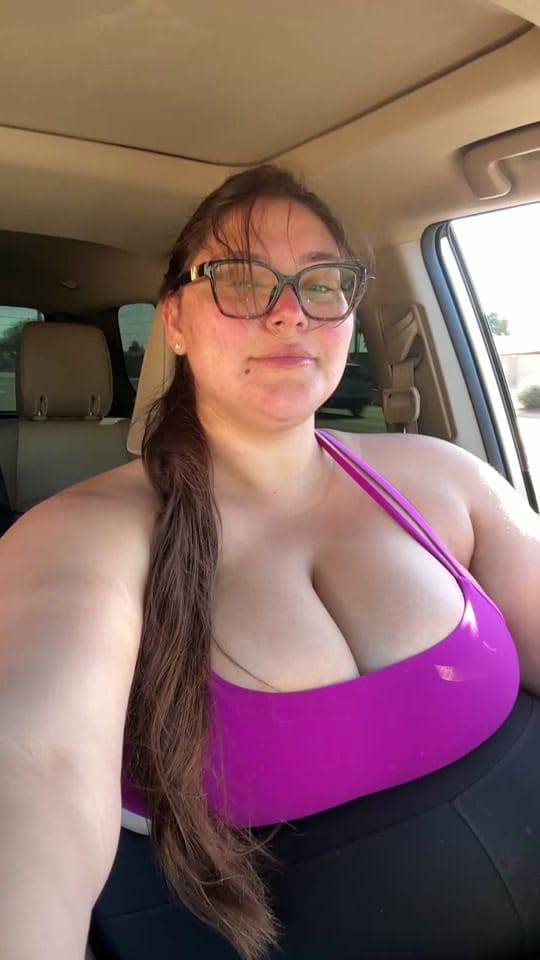 Post 1 by Fit Sidney on TikTok (video)