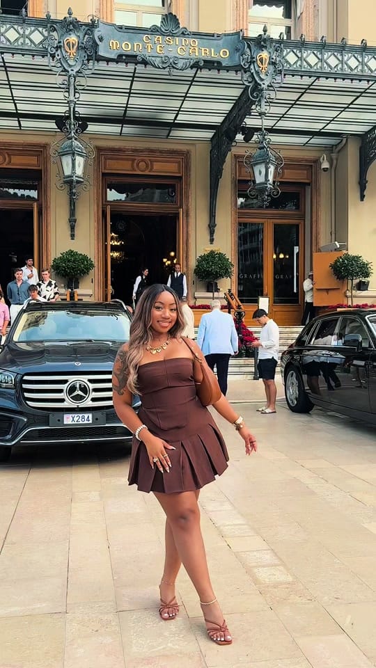 Post 1 by T on TikTok (video)