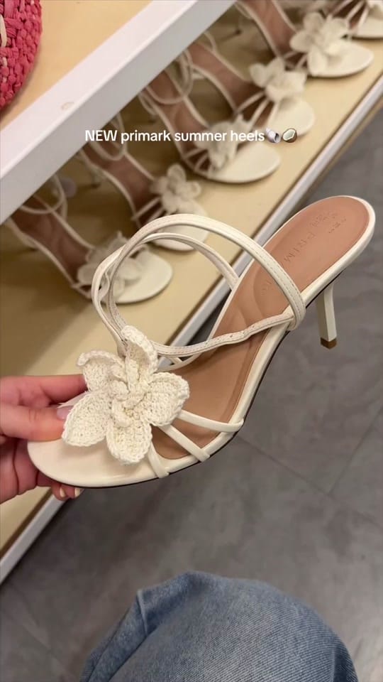 Post 3 by Caitlin Durling✨ on TikTok (video)