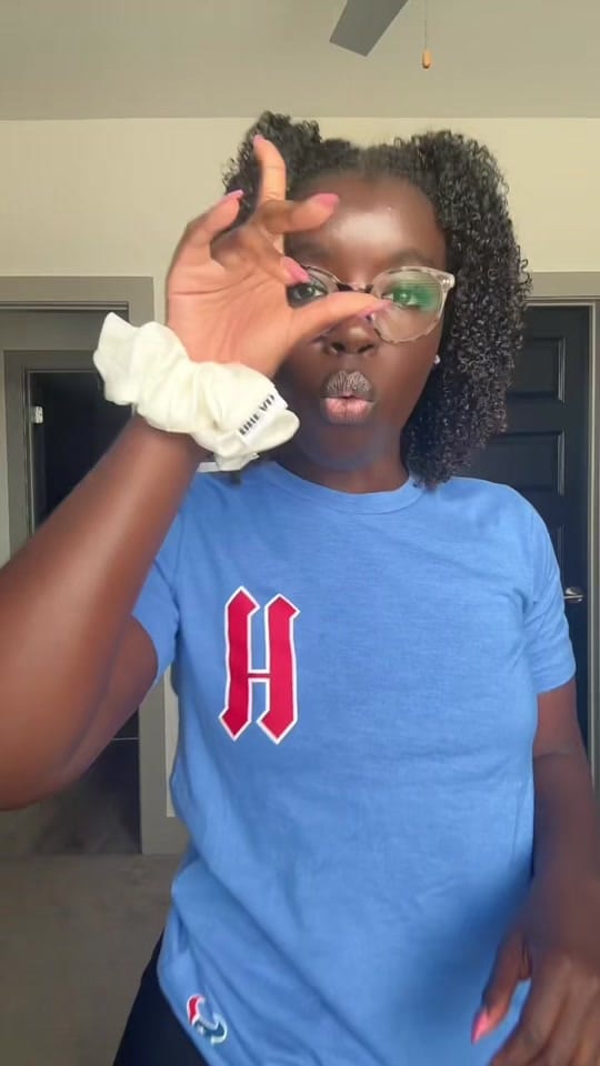Post 8 by Simone Nicole on TikTok (video)