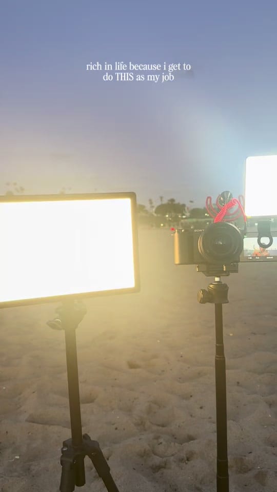 Post 2 by Simone Nicole on TikTok (video)
