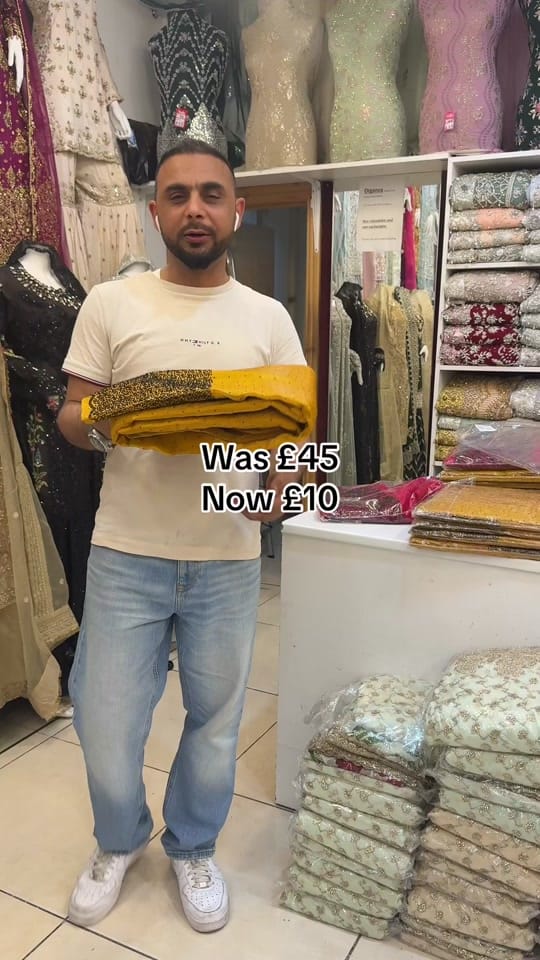 Post 1 by Organza fashions on TikTok (video)