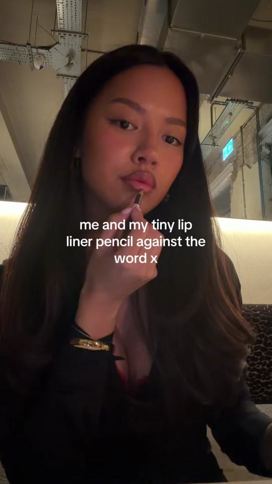Post 7 by Ellie Ross ⭐️ on TikTok (video)