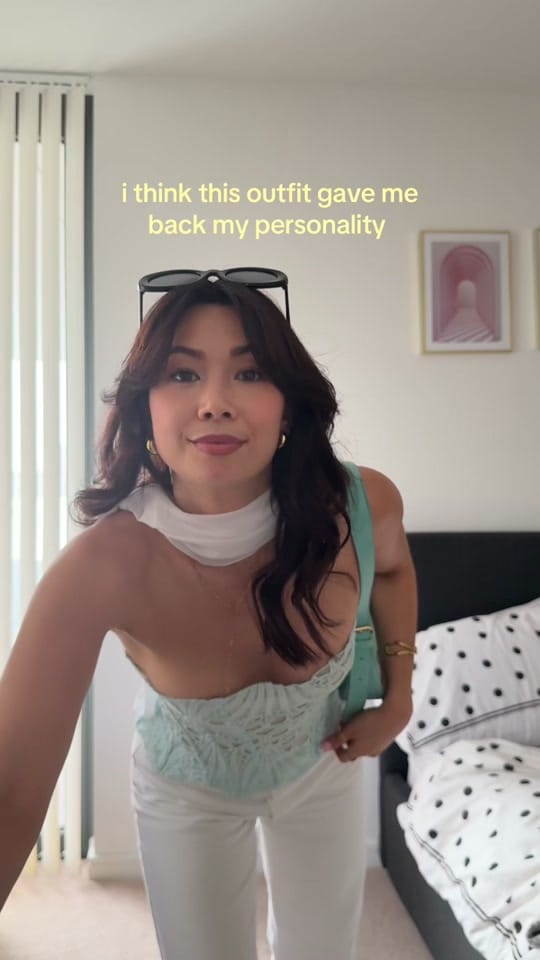 Post 1 by Zoe on TikTok (video)