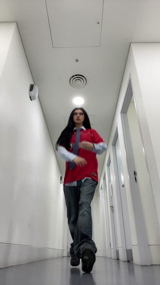 Post 2 by Tanya Hanlon on TikTok (video)