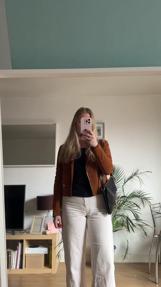 Post 6 by charlotte 🍊 on TikTok (video)