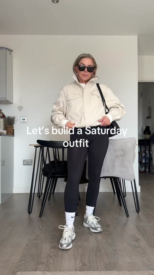 Post 3 by Sarah O’Grady on TikTok (video)