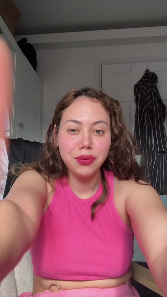 Post 5 by Albita on TikTok (video)