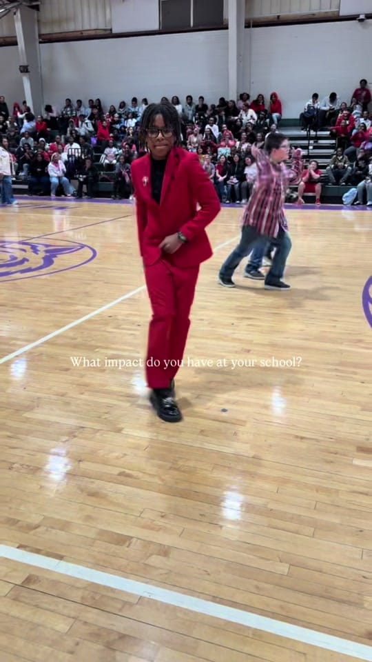 Post 4 by Van Phillips Jr. on TikTok (video)