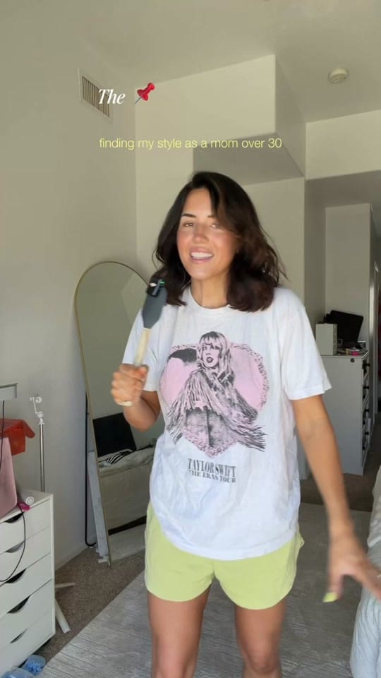 Post 2 by Chelsea Delgado on TikTok (video)