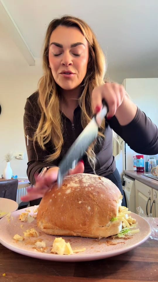 Post 10 by Lauren Hughes 🍓 on TikTok (video)