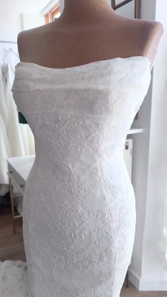 Post 4 by The Wedding Dress Company on TikTok (video)