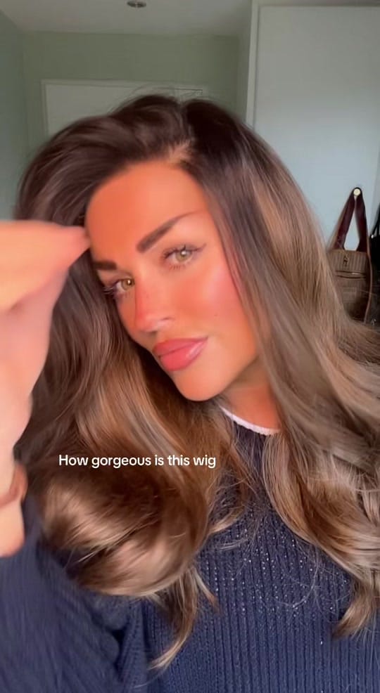 Post 8 by Laura on TikTok (video)