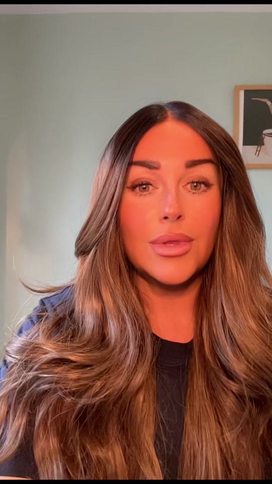 Post 9 by Laura on TikTok (video)