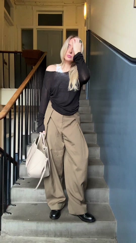Post 3 by Arianne Finlay on TikTok (video)