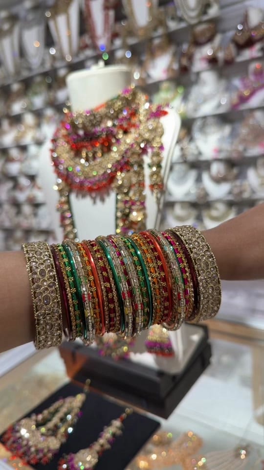 Post 7 by Chohans Fashion on TikTok (video)
