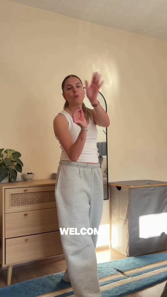 Post 1 by Eleanor Jane on TikTok (video)