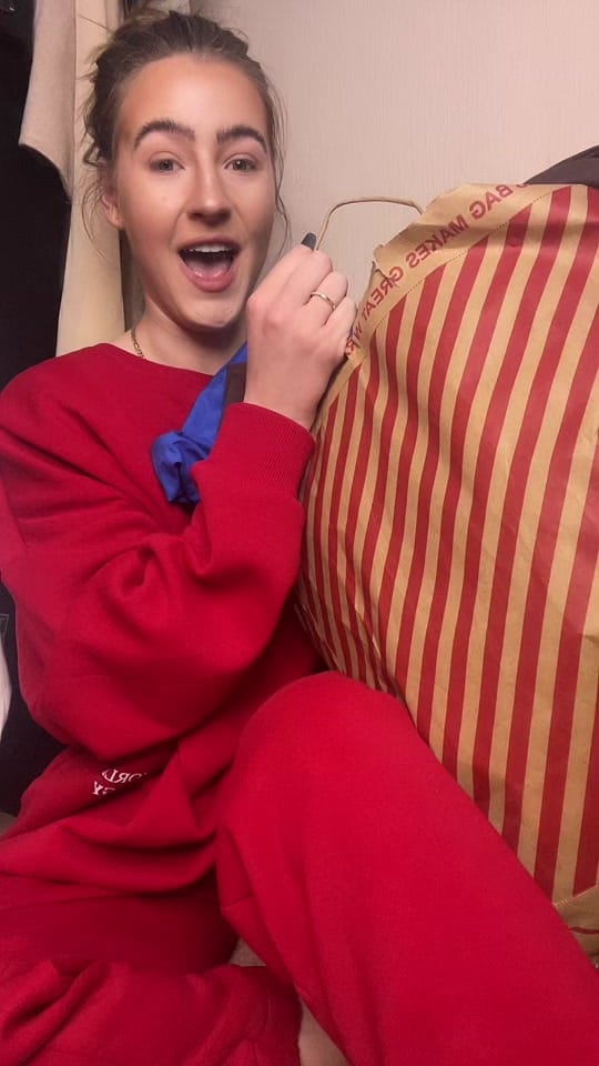 Post 10 by Rhi Fitzpatrick on TikTok (video)