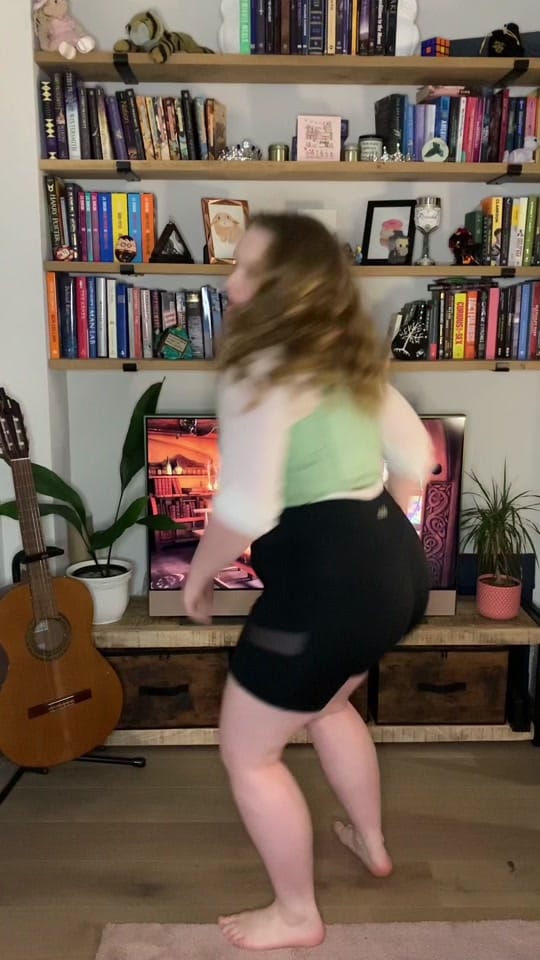 Post 10 by Hannah! on TikTok (video)