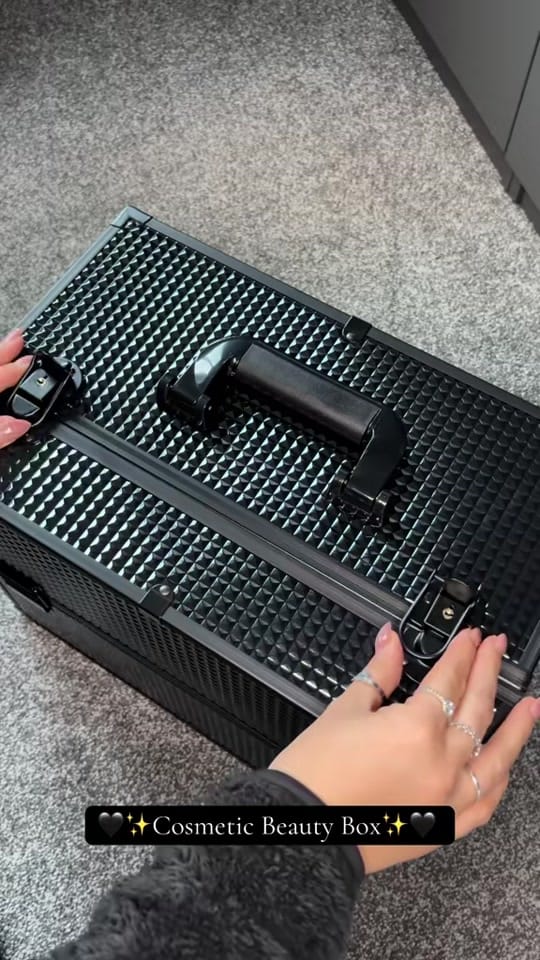 Post 10 by Ashlie✨| UGC🌸 on TikTok (video)
