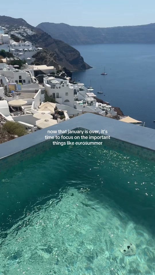 Post 10 by PARIS IN NEW YORK on TikTok (video)