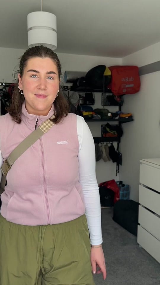 Post 4 by Emma Findlay on TikTok (video)