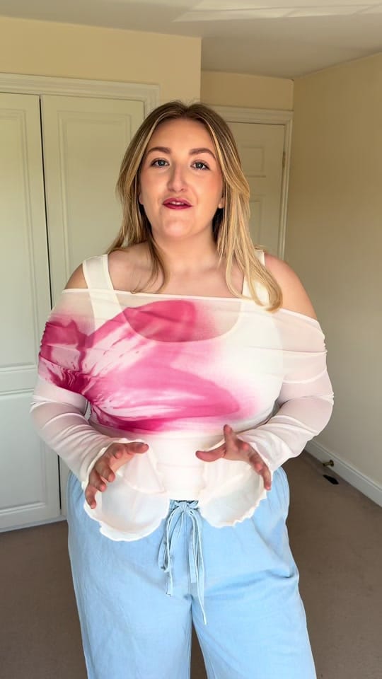 Post 8 by Kirsten Parry on TikTok (video)