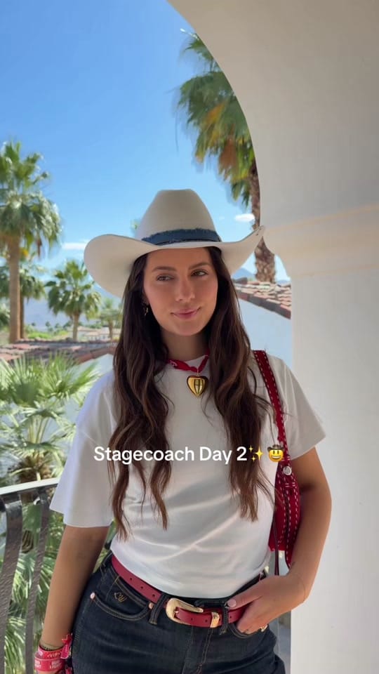 Post 10 by Chloe Julian on TikTok (video)
