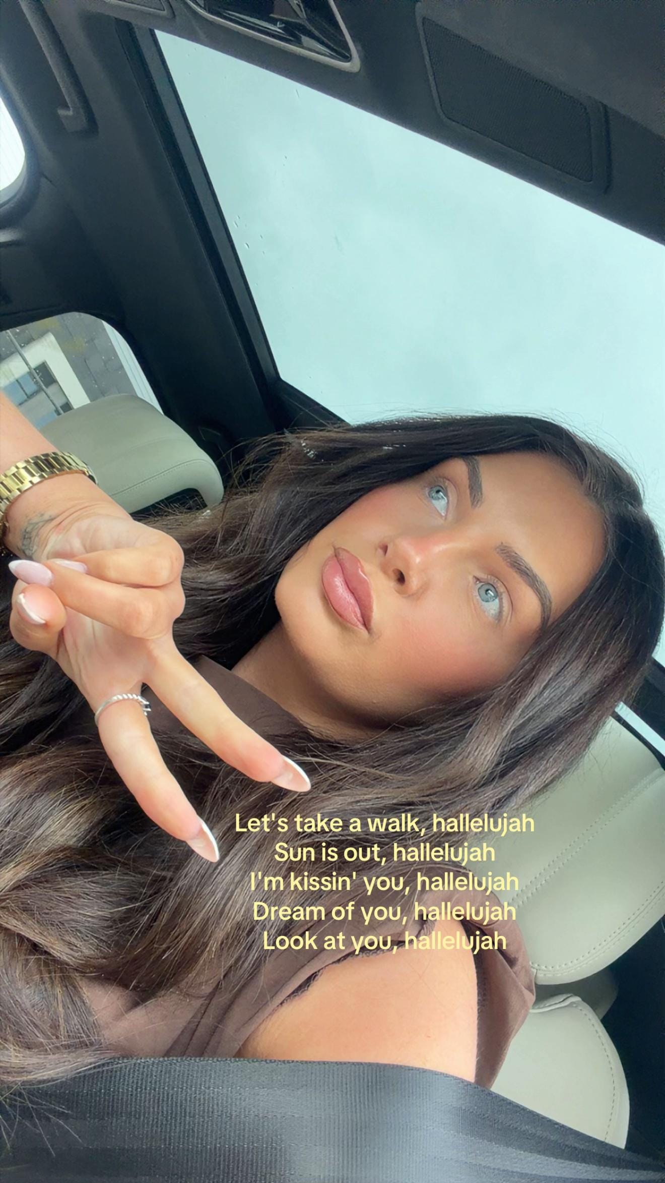 Post 3 by User002609 on TikTok (video)