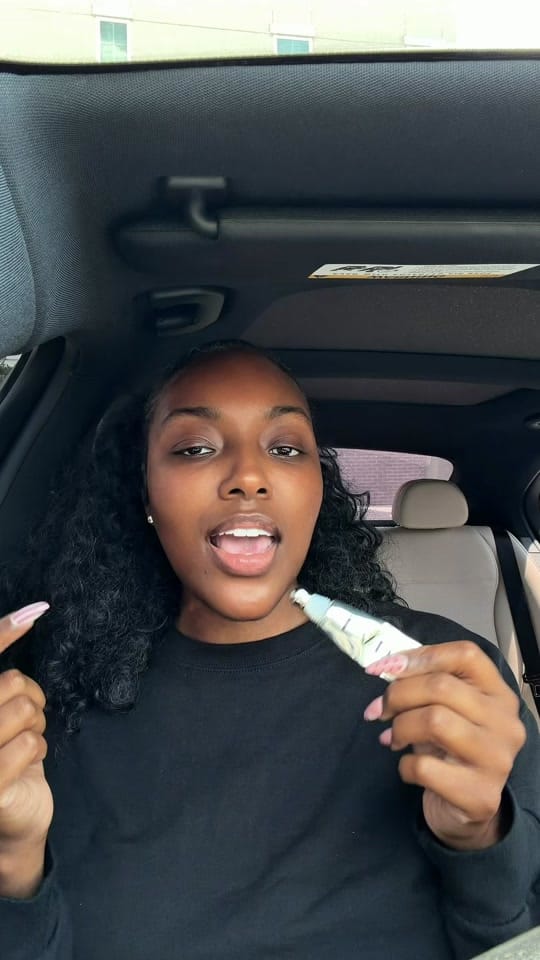 Post 2 by Jayria Nicole on TikTok (video)
