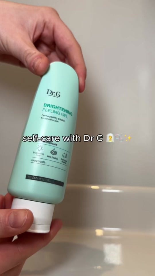 Post 3 by Claudia Churchill on TikTok (video)