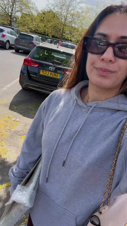 Post 1 by Reena on TikTok (video)
