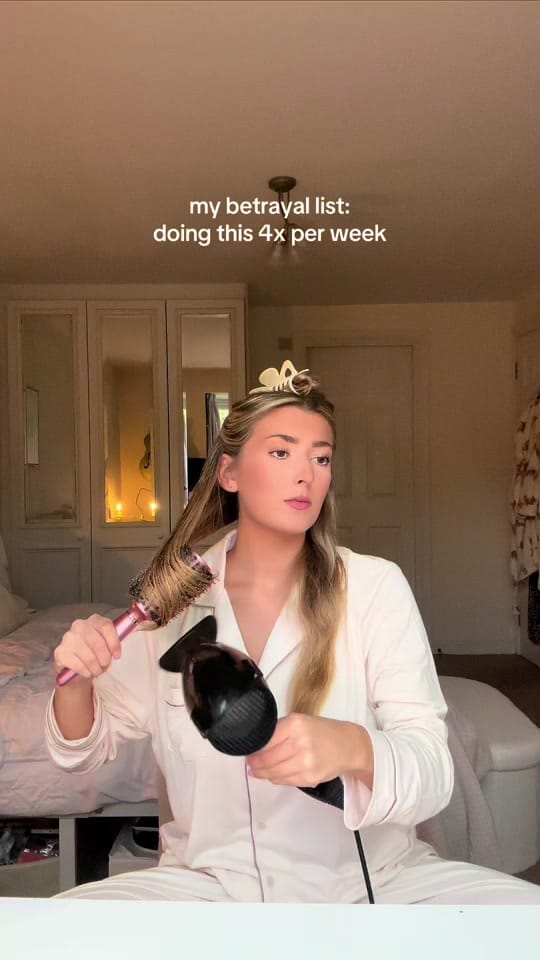 Post 9 by Alys on TikTok (video)