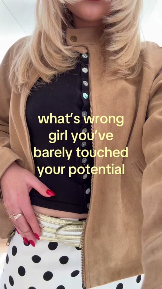 Post 2 by Hannah Walker on TikTok (video)