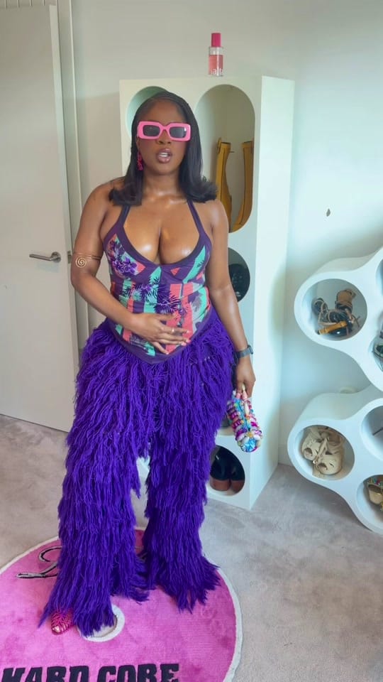 Post 3 by Jameela Joie on TikTok (video)