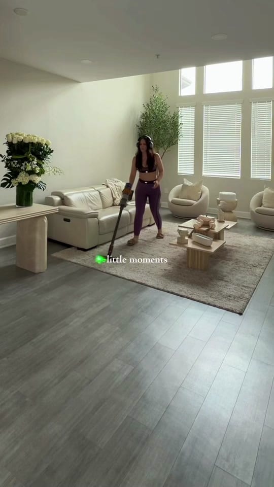 Post 4 by Juanita Londono on TikTok (video)