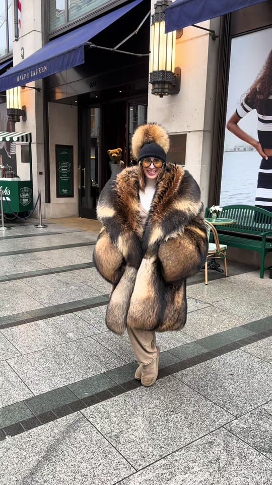 Post 10 by bespokefurfashion on TikTok (video)
