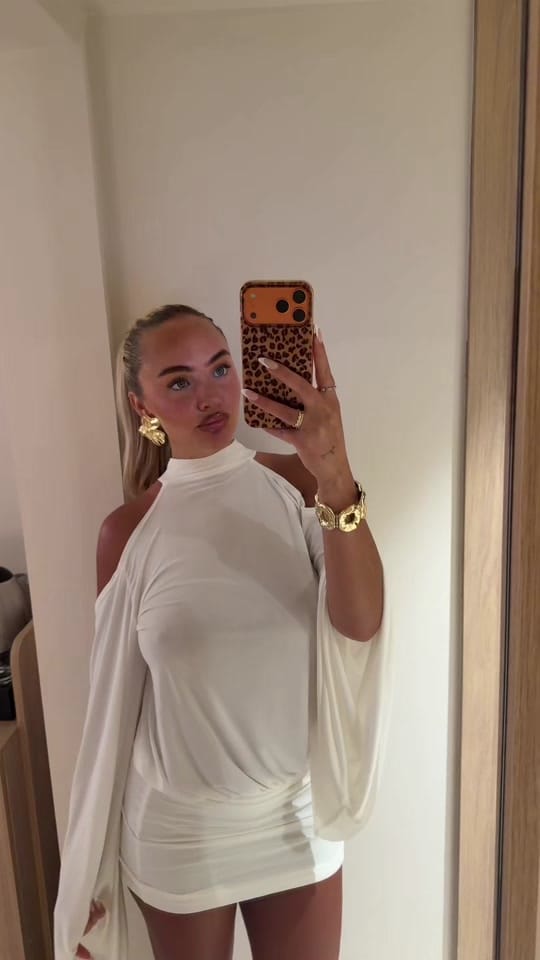 Post 7 by Lacey Lily May on TikTok (video)