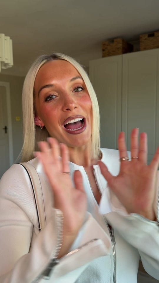 Post 6 by hhannahelizabethx on TikTok (video)