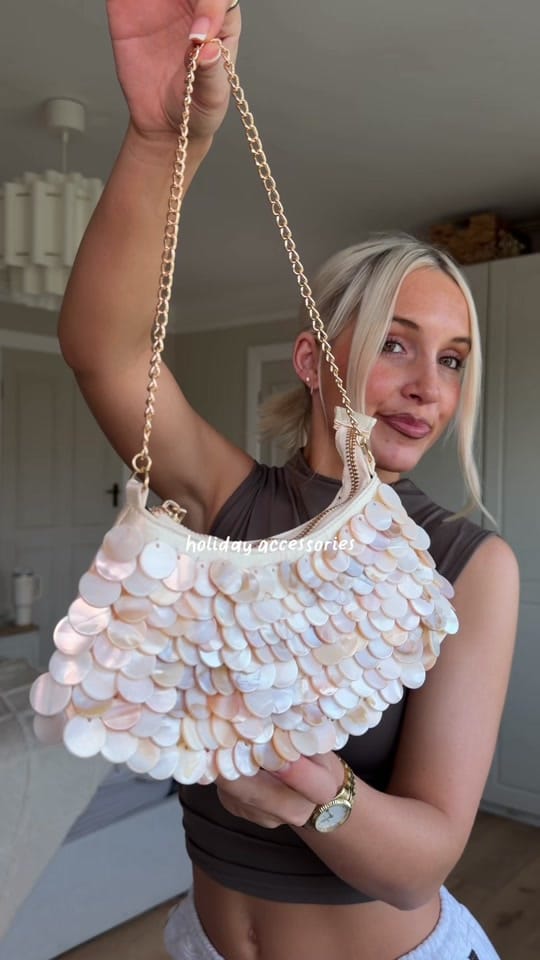 Post 1 by hhannahelizabethx on TikTok (video)