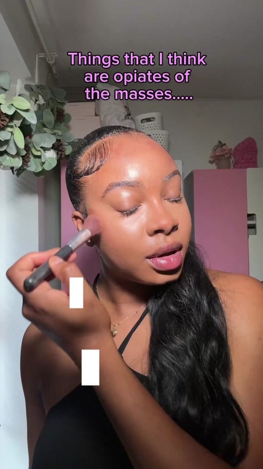 Post 10 by Yanaaeden on TikTok (video)